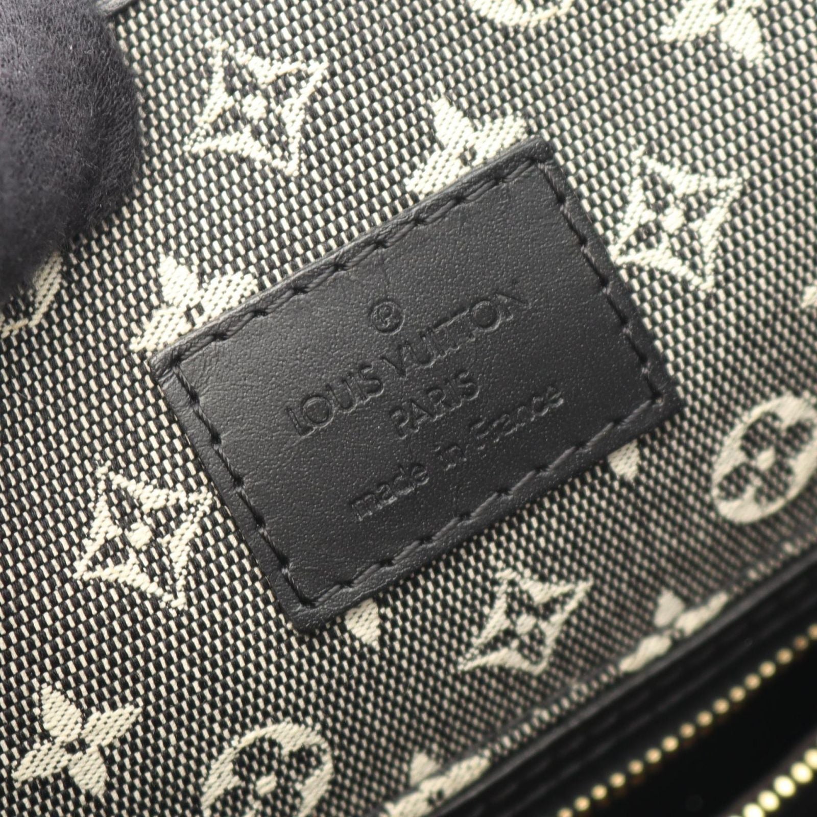 Louis Vuitton Shoulder Bag Besace Mali Keto Noir Canvas Leather — view 4