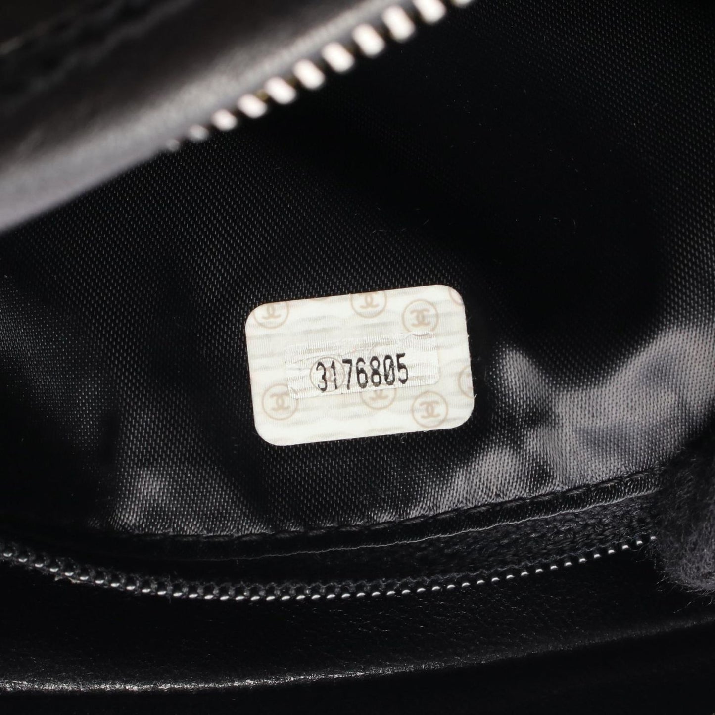 Chanel Shoulder Bag CC Logo Black Lambskin CC Che — view 5