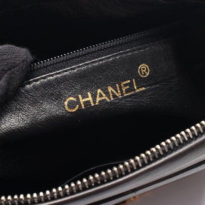 Chanel Shoulder Bag CC Logo Black Lambskin CC Che — view 4