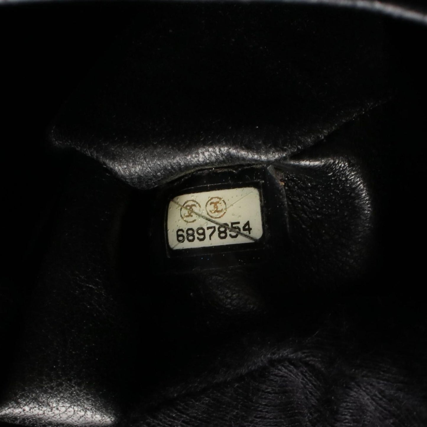 Chanel Tote Medallion Black Tree — view 5