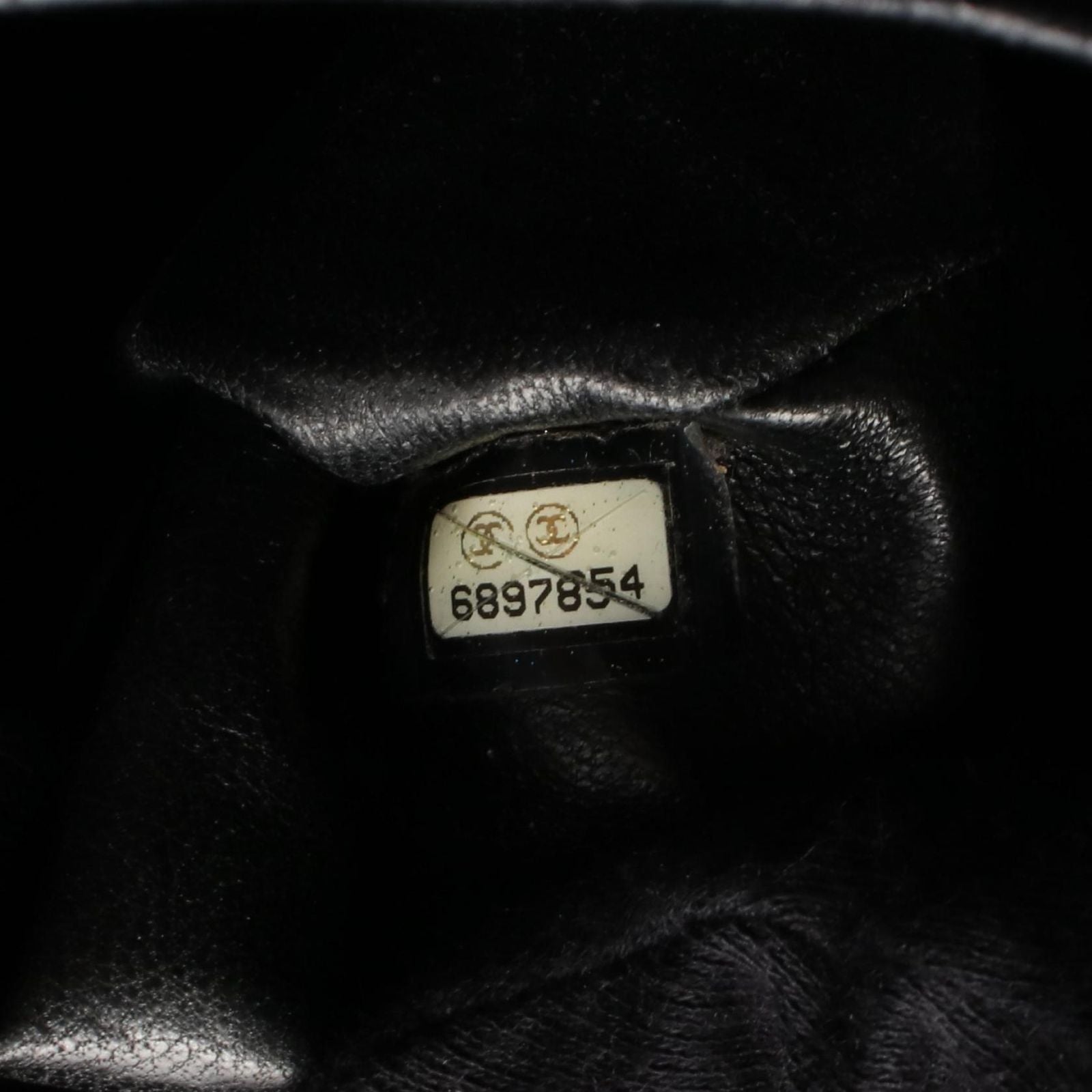 Chanel Tote Medallion Black Tree — view 5