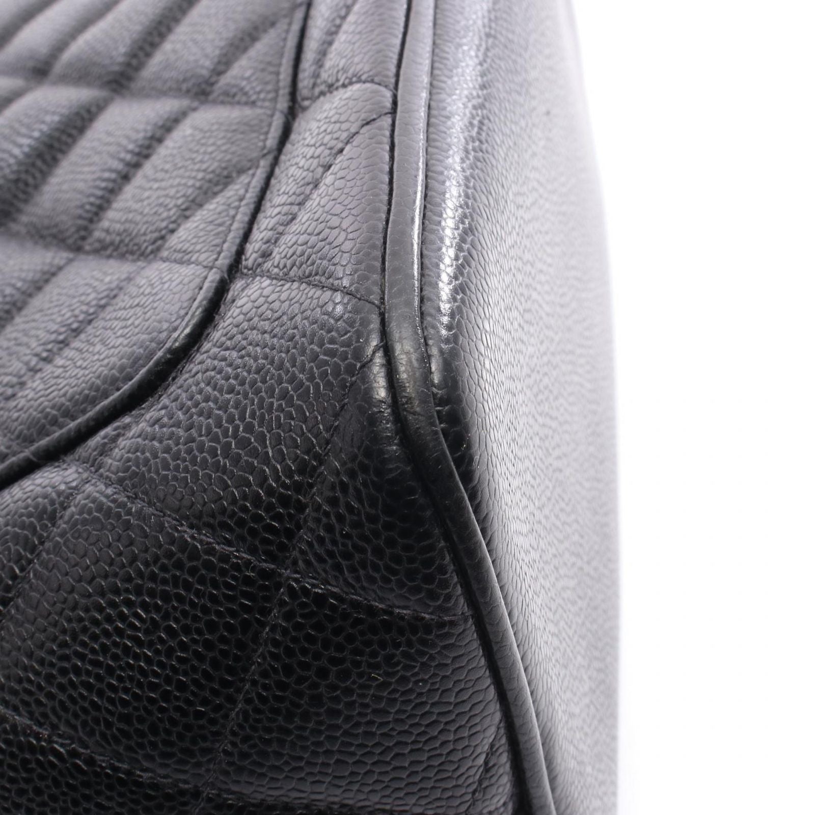 Chanel Tote Medallion Black Tree — view 7