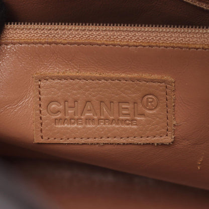 Chanel Handbag Quilted Beige Black Tree Patent Leather Logo — view 4