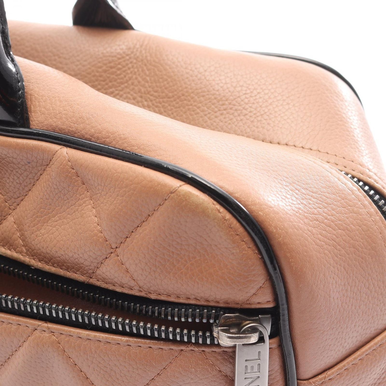 Chanel Handbag Quilted Beige Black Tree Patent Leather Logo — view 6