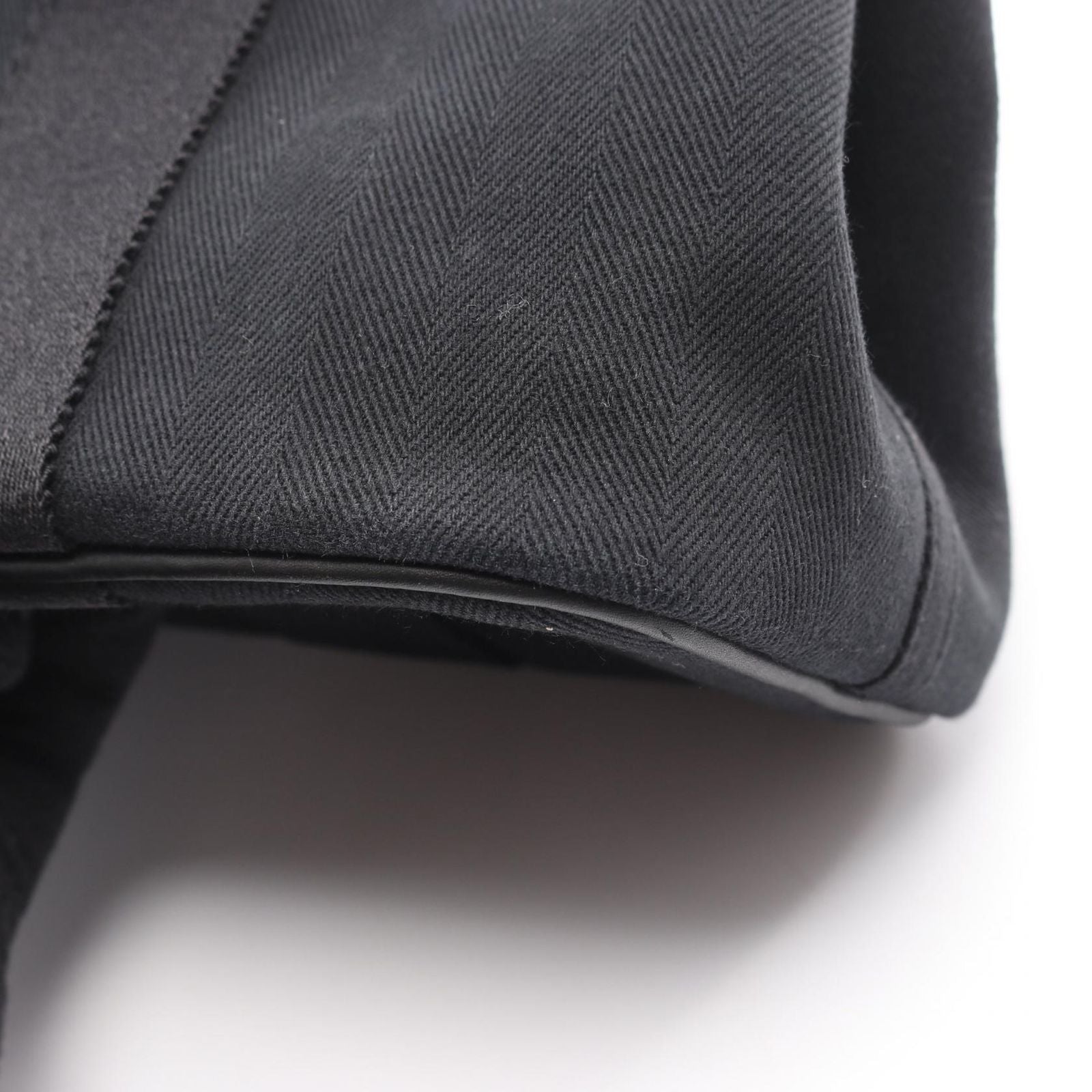 Hermes Handbag Lepalaso PM Black Leather Balepalaso — view 6
