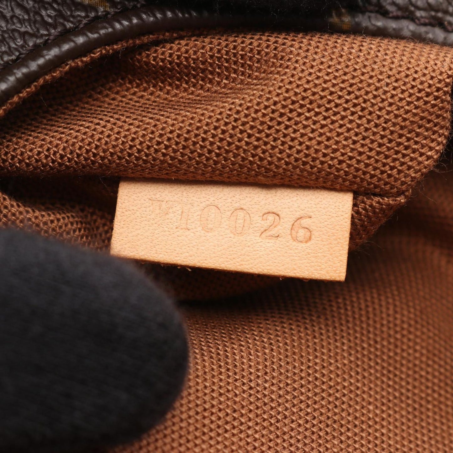 Louis Vuitton Shoulder Bag lamu PM Canvas Leather — view 5