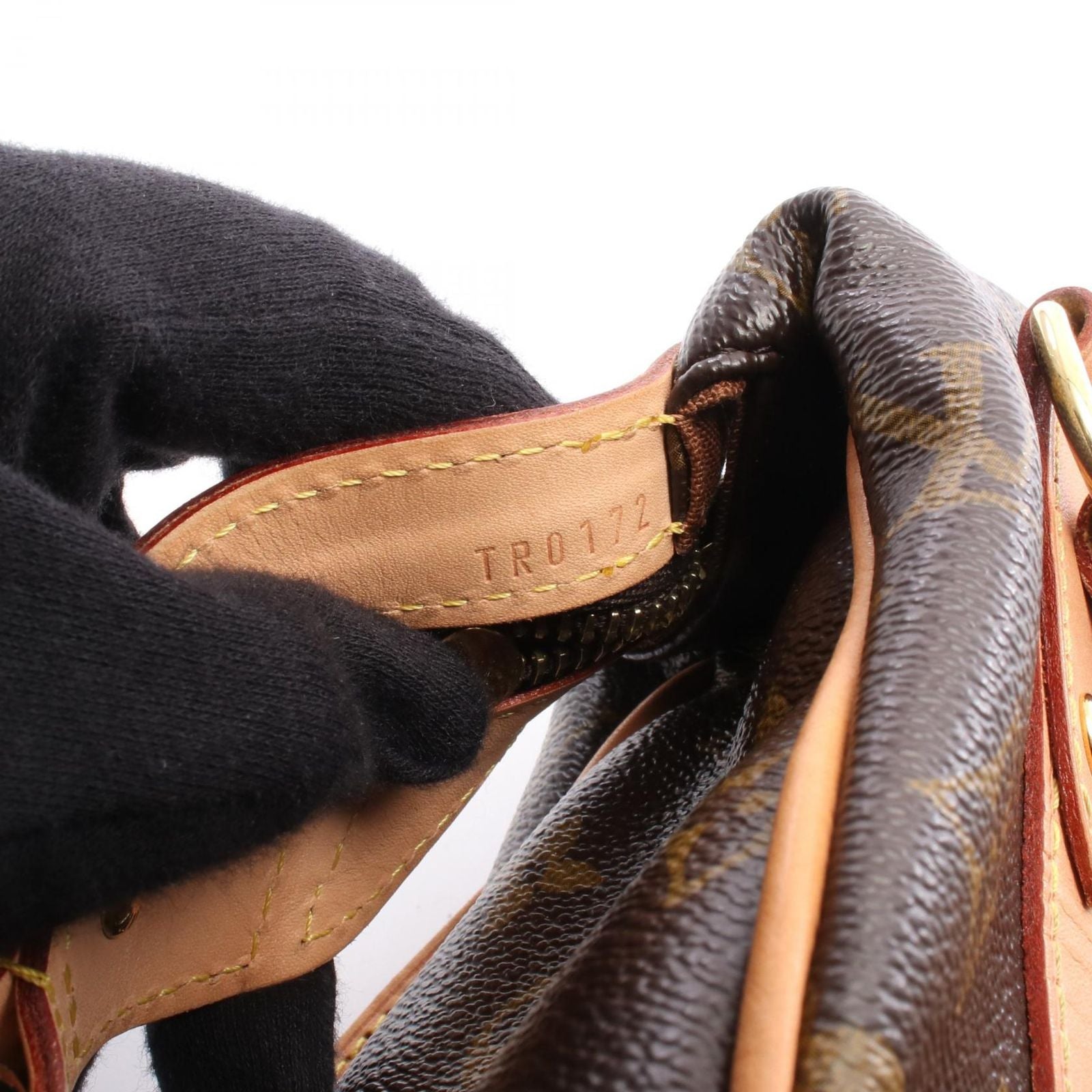 Louis Vuitton Shoulder Bag the PM Canvas Leather — view 5