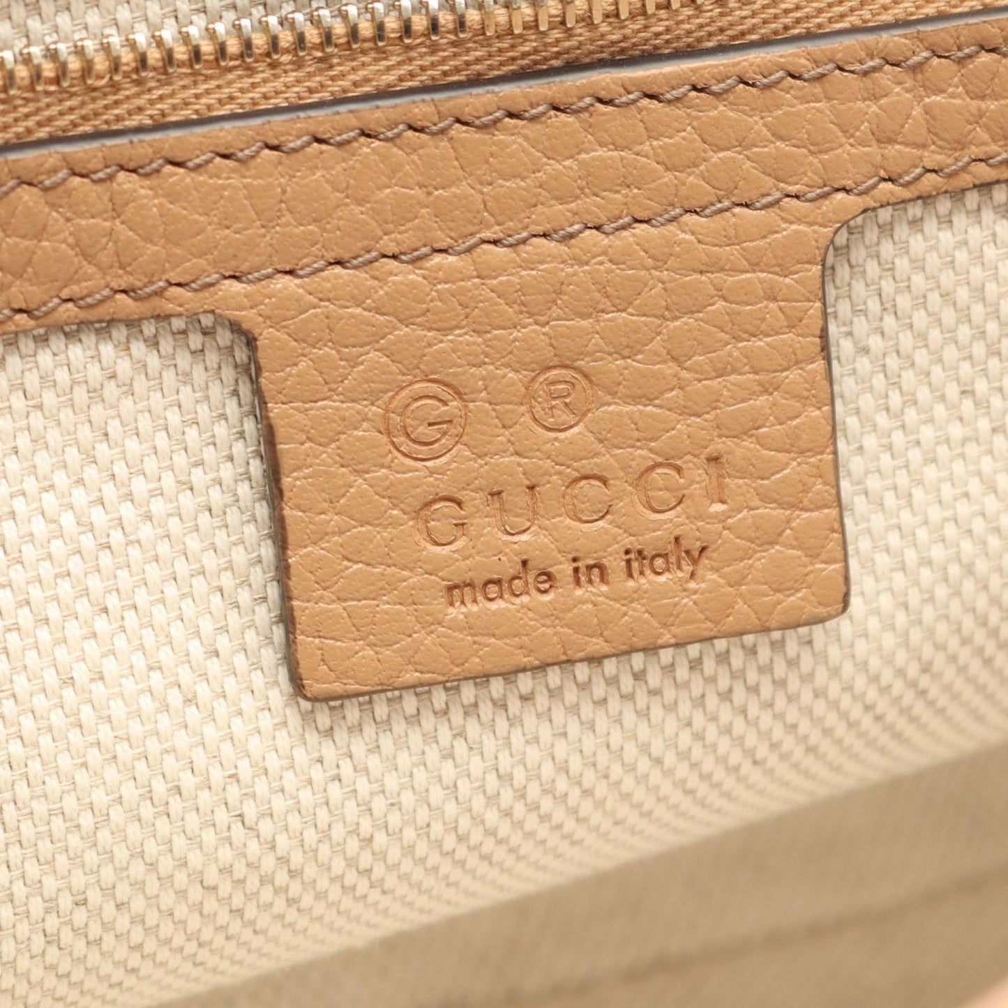 Gucci Shoulder Bag Soho Interlocking Leather — view 4