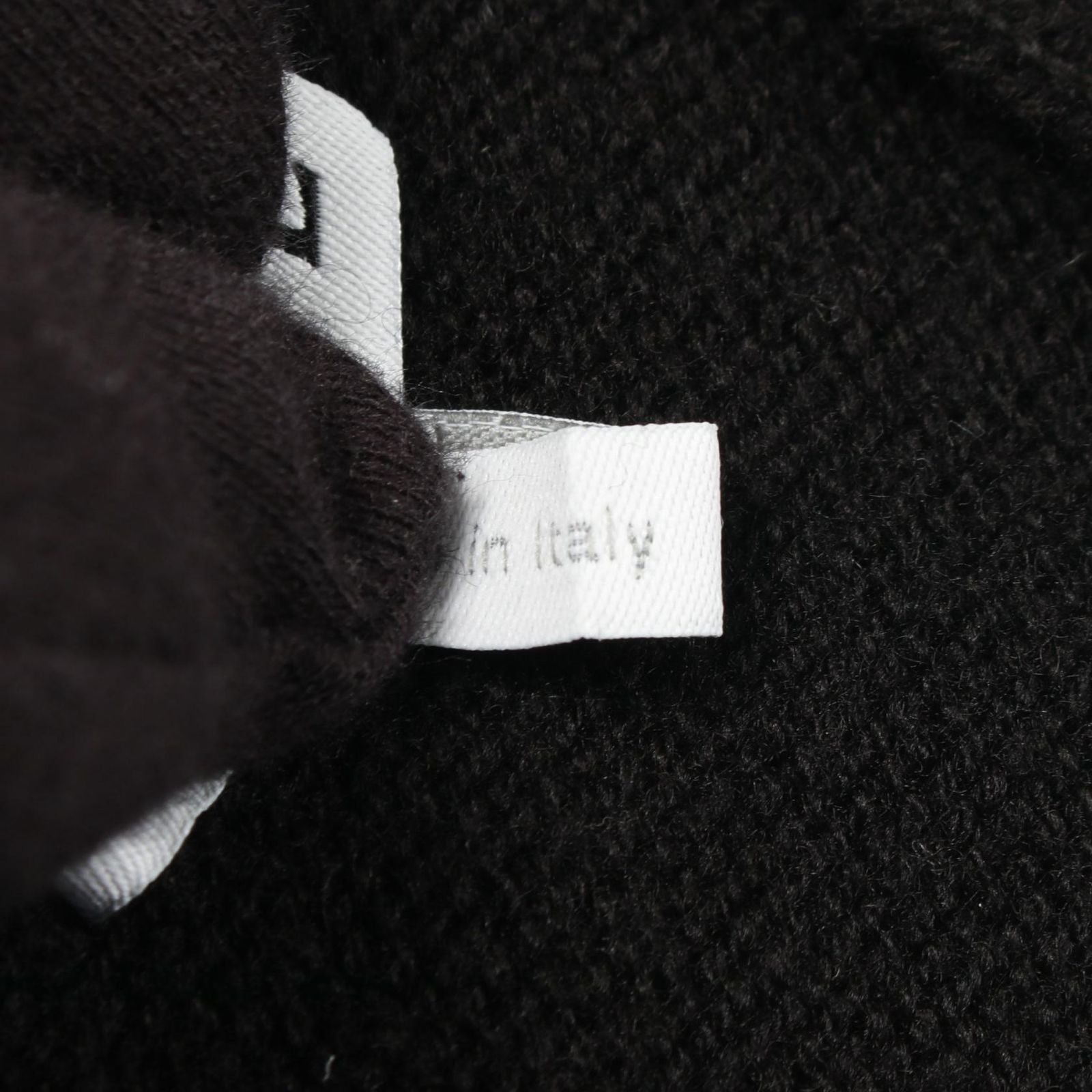 Loewe Vest Anagram — view 5