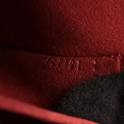 Louis Vuitton Handbag Alma PM Leather — view 5