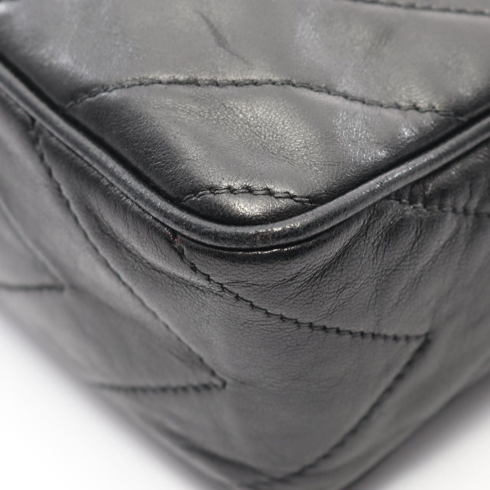 Chanel Shoulder Bag CC Logo Black Lambskin — view 6