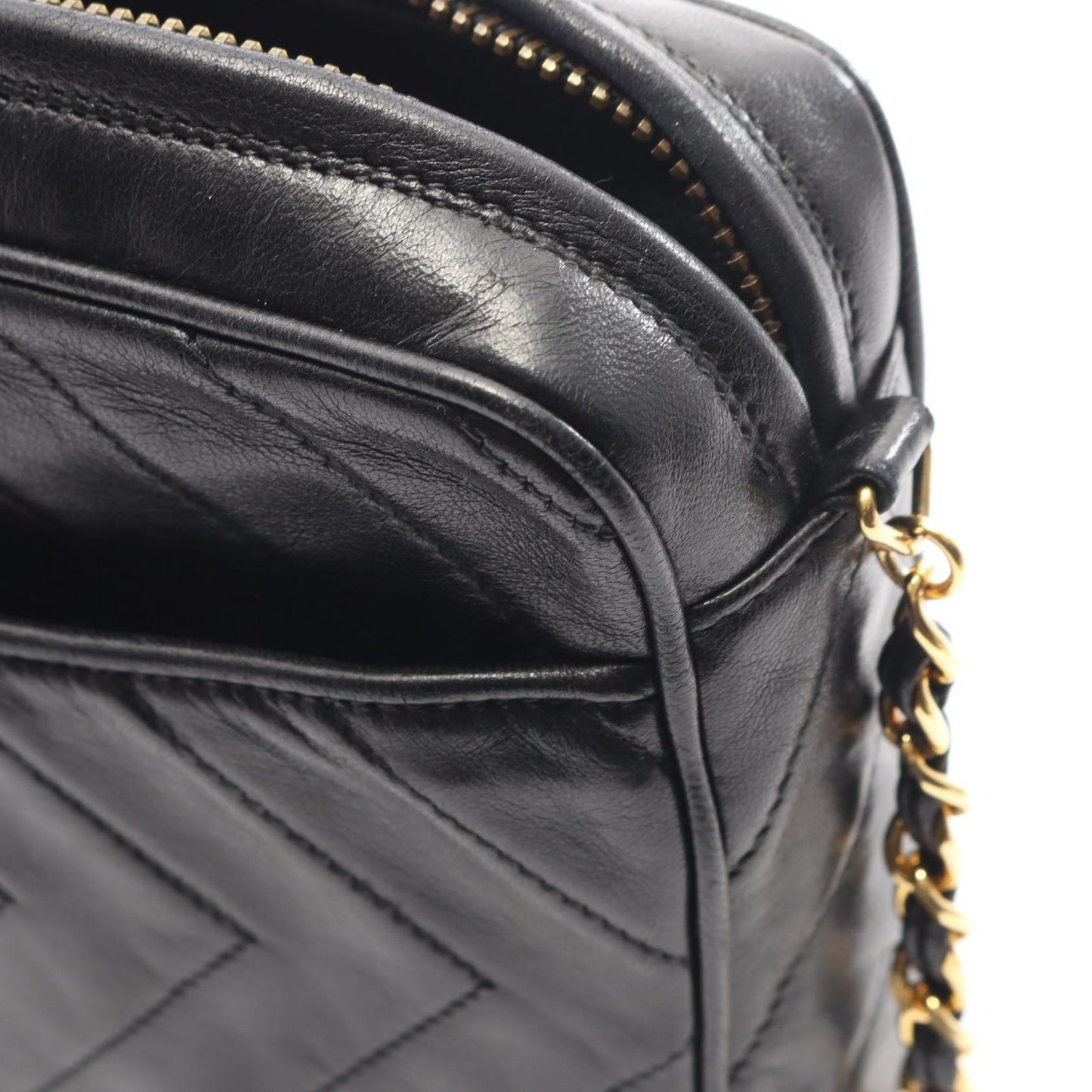 Chanel Shoulder Bag CC Logo Black Lambskin — view 7