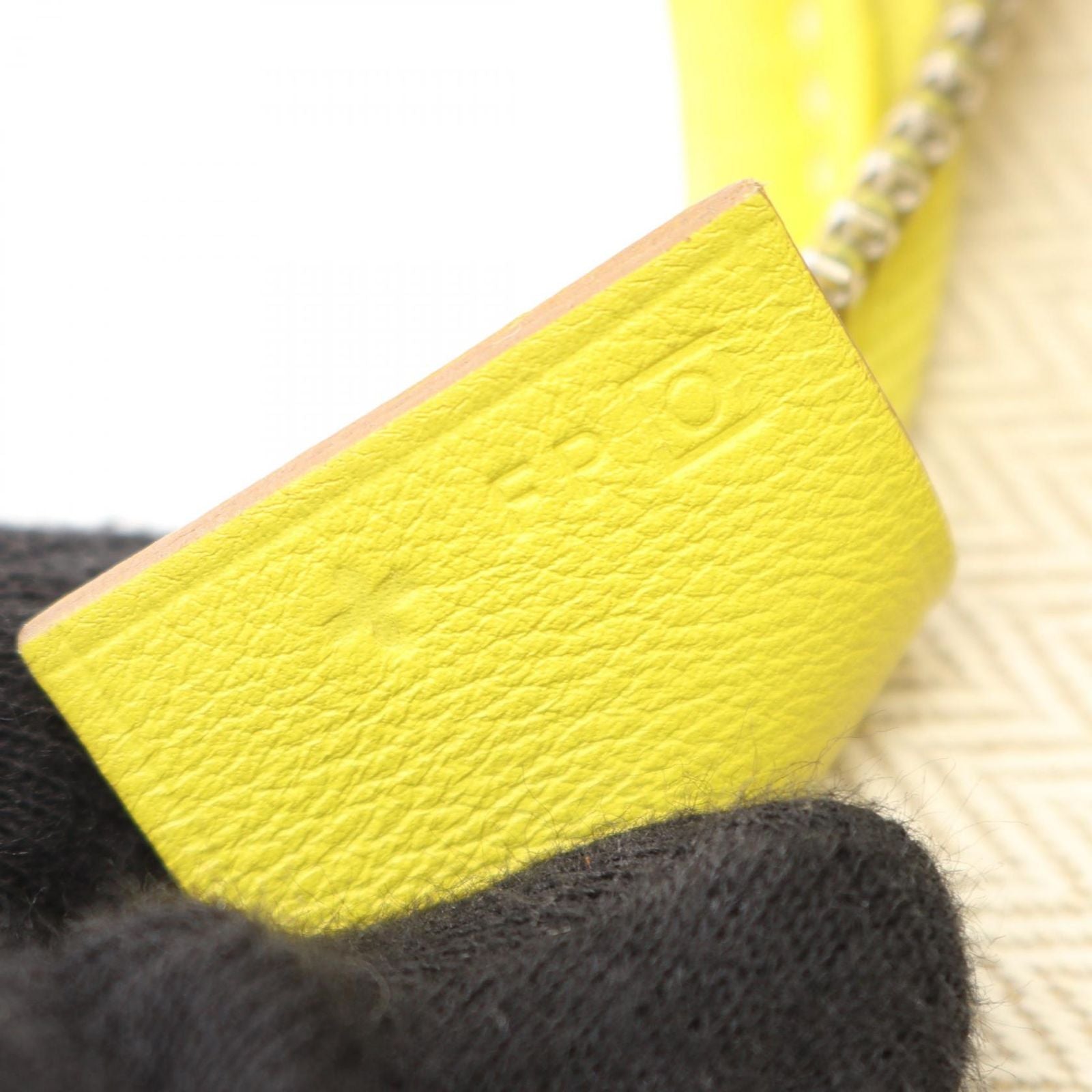 Hermes Shoulder Bag Lamu Leather — view 5