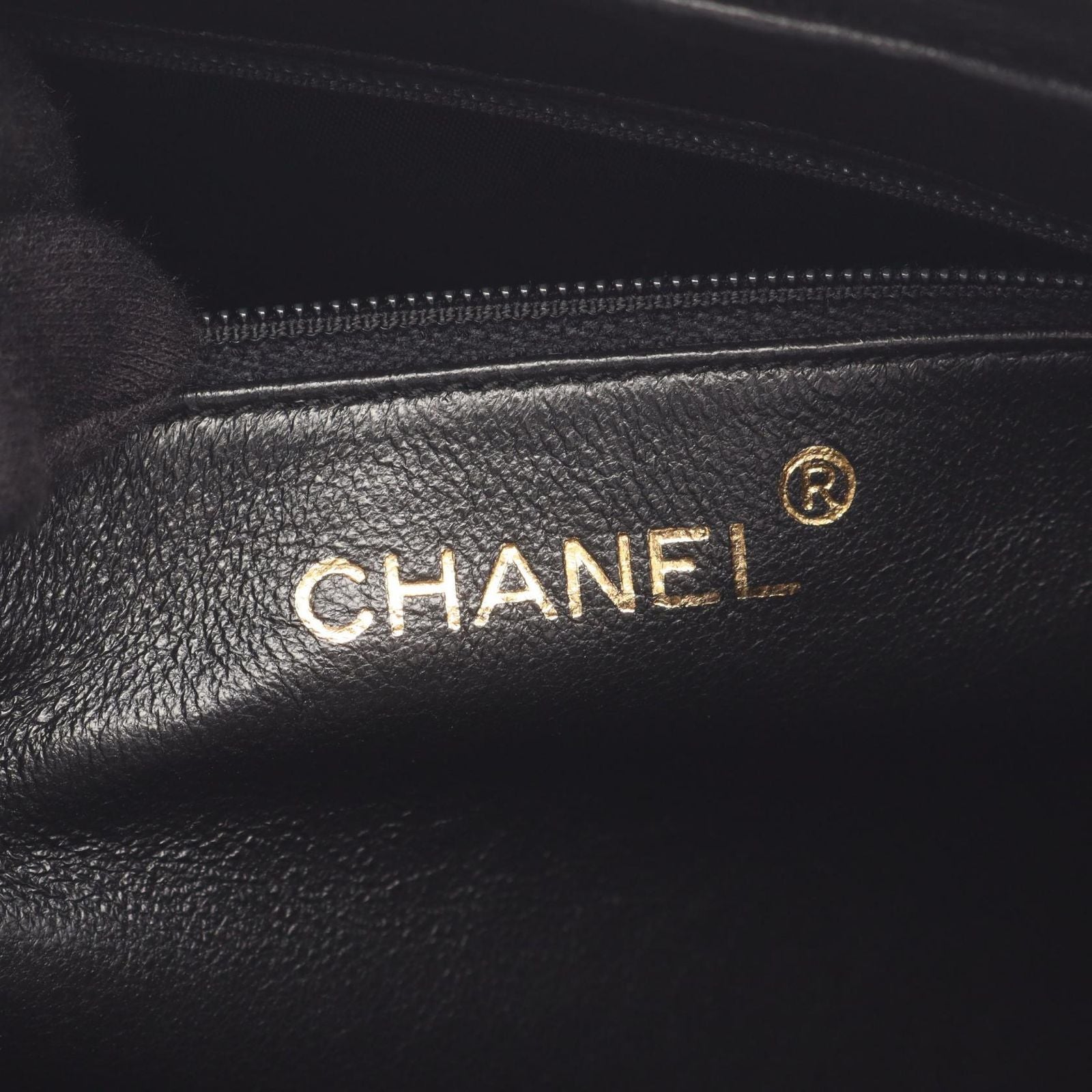 Chanel Shoulder Bag Quilted Black Lambskin Che — view 4