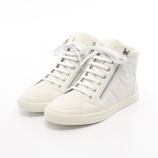 Chanel Sneakers CC Logo Sadeji Leather
