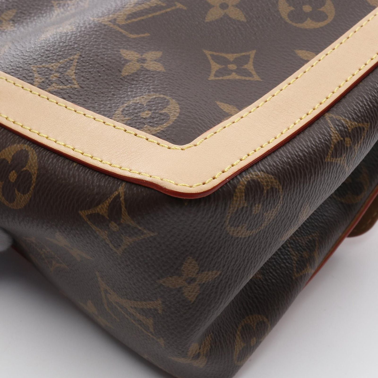 Louis Vuitton Shoulder Bag Soto GM Canvas — view 6