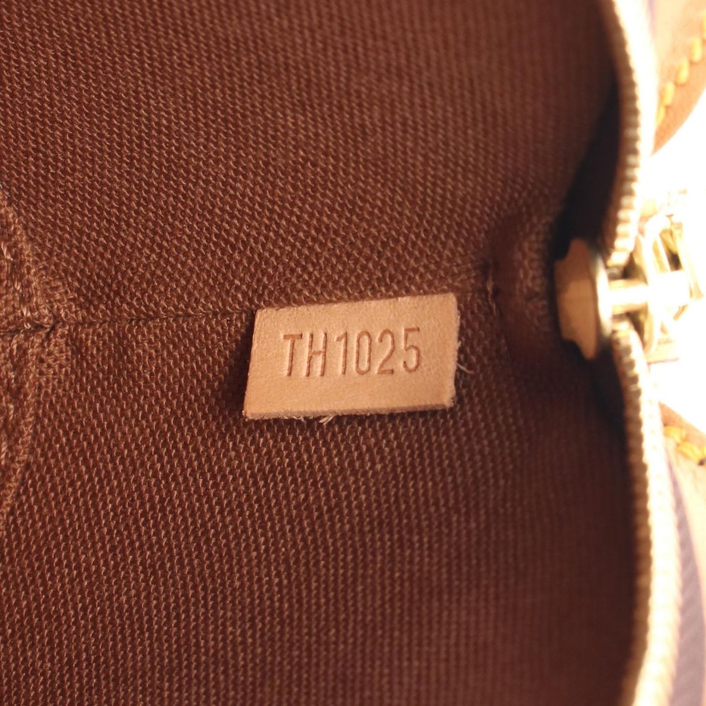 Louis Vuitton Pouch Mini Leather Canvas — view 5