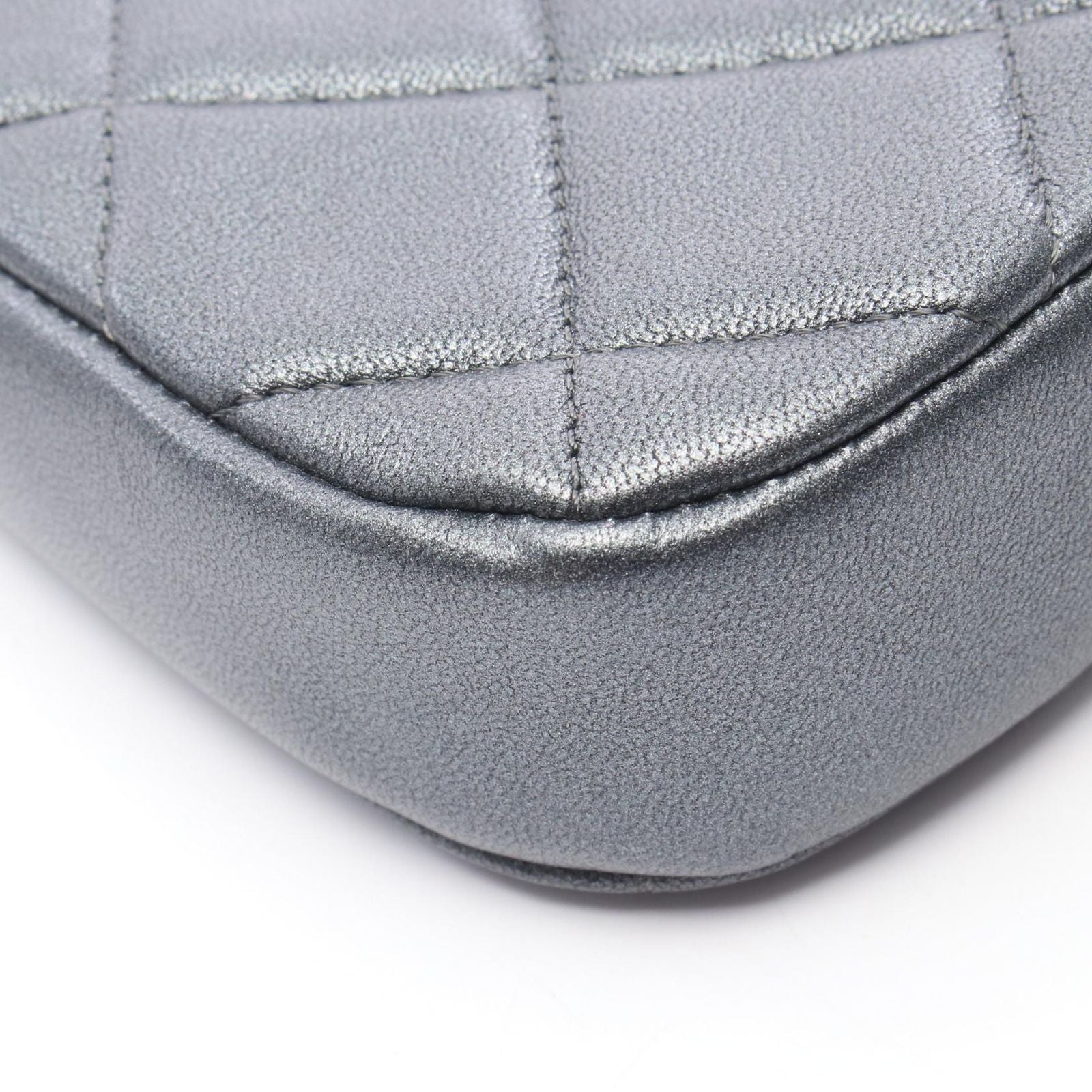 Chanel Shoulder Bag Quilted CC Logo Silver Gray Lambskin Che — view 6