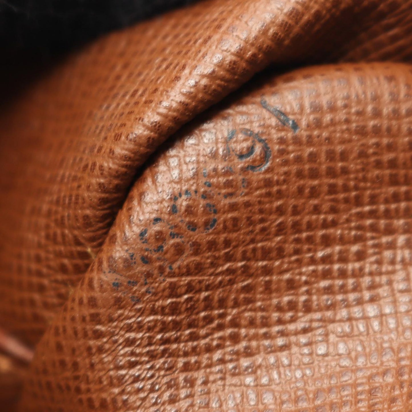 Louis Vuitton Shoulder Bag Canvas Leather — view 5