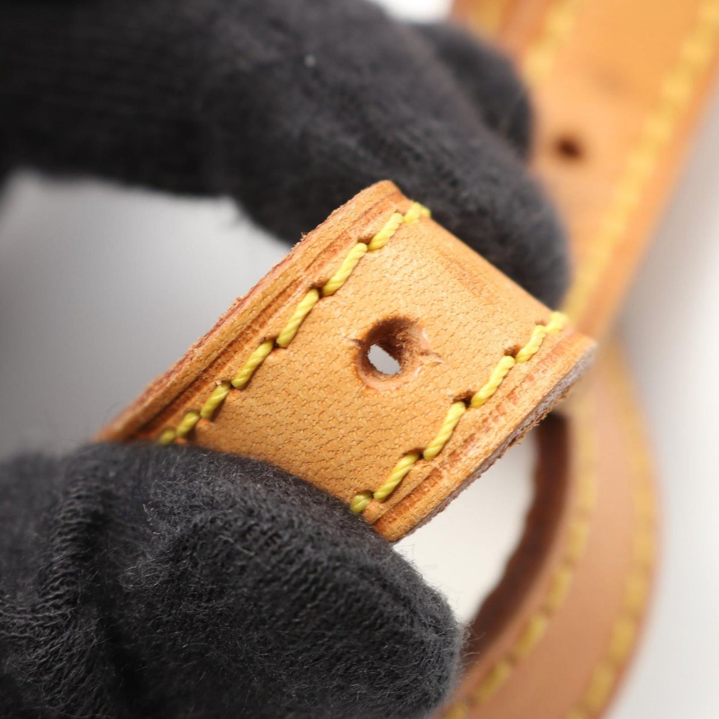 Louis Vuitton Shoulder Bag Canvas Leather — view 9