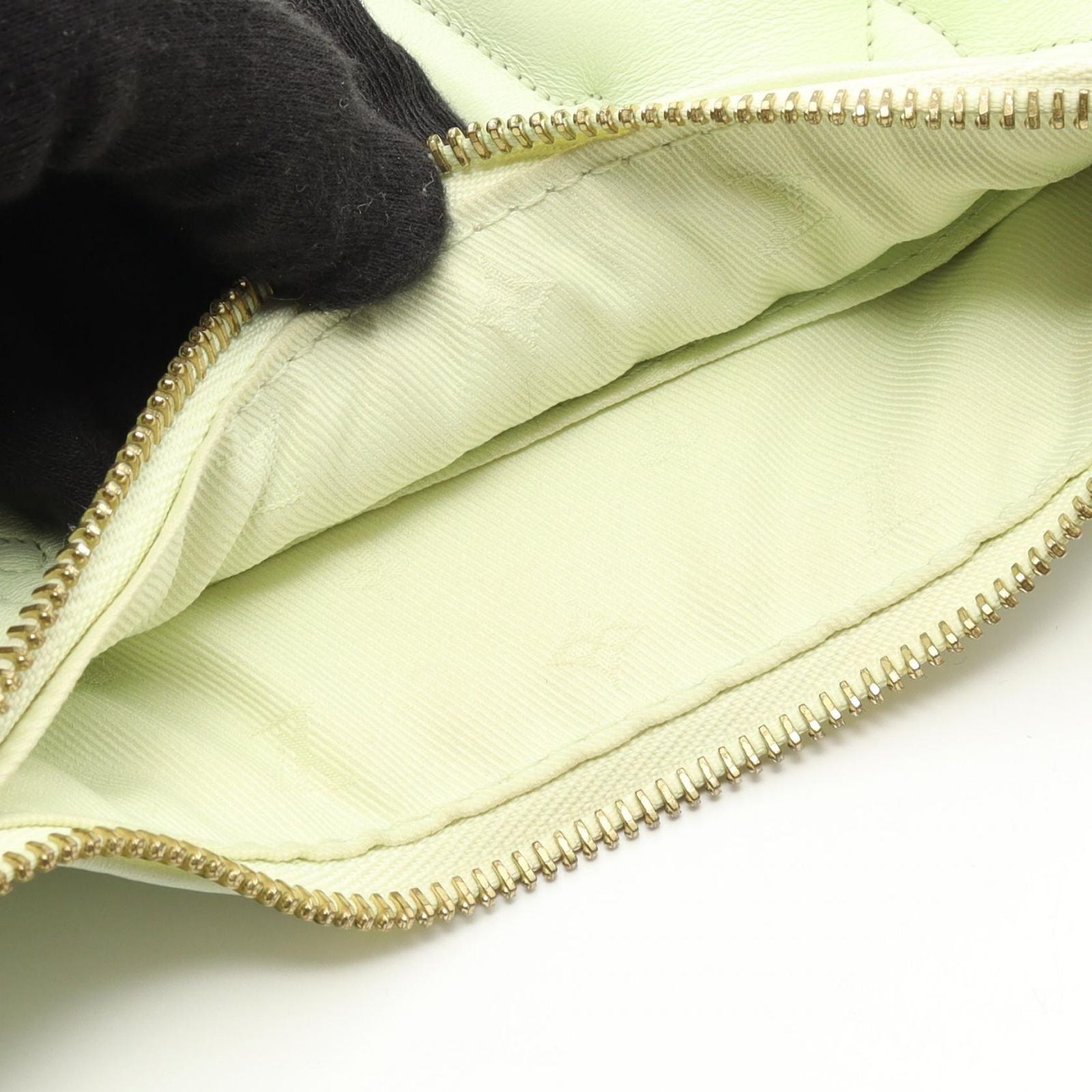 Louis Vuitton Handbag O-ba Babule lamu Vert Leather — view 9