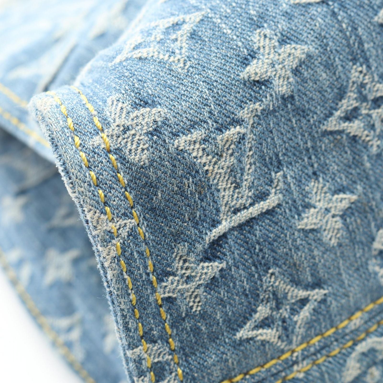 Louis Vuitton Tote On The Go MM LV Monogram Denim Leather LV — view 6