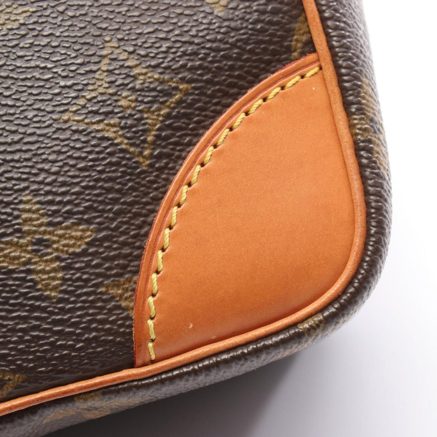 Louis Vuitton Shoulder Bag Amazon Canvas Leather — view 8