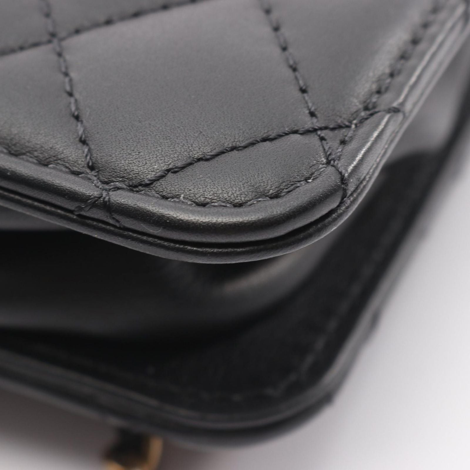 Chanel Shoulder Bag Quilted CC Logo Black Lambskin Smo Acco Dion Che Nsholda — view 6