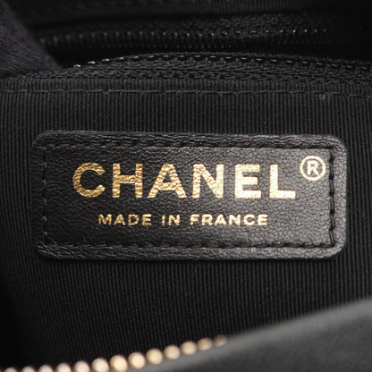 Chanel Shoulder Bag Diana Flap Quilted Black Lambskin Fringe Mini Che on — view 4