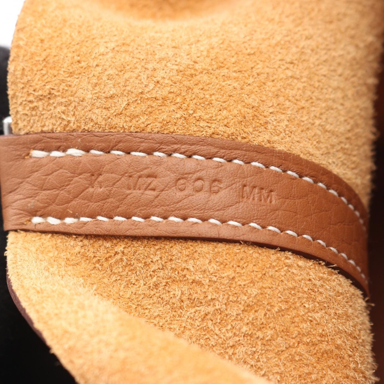 Hermes Handbag Picotin Lock PM Gold Leather — view 5
