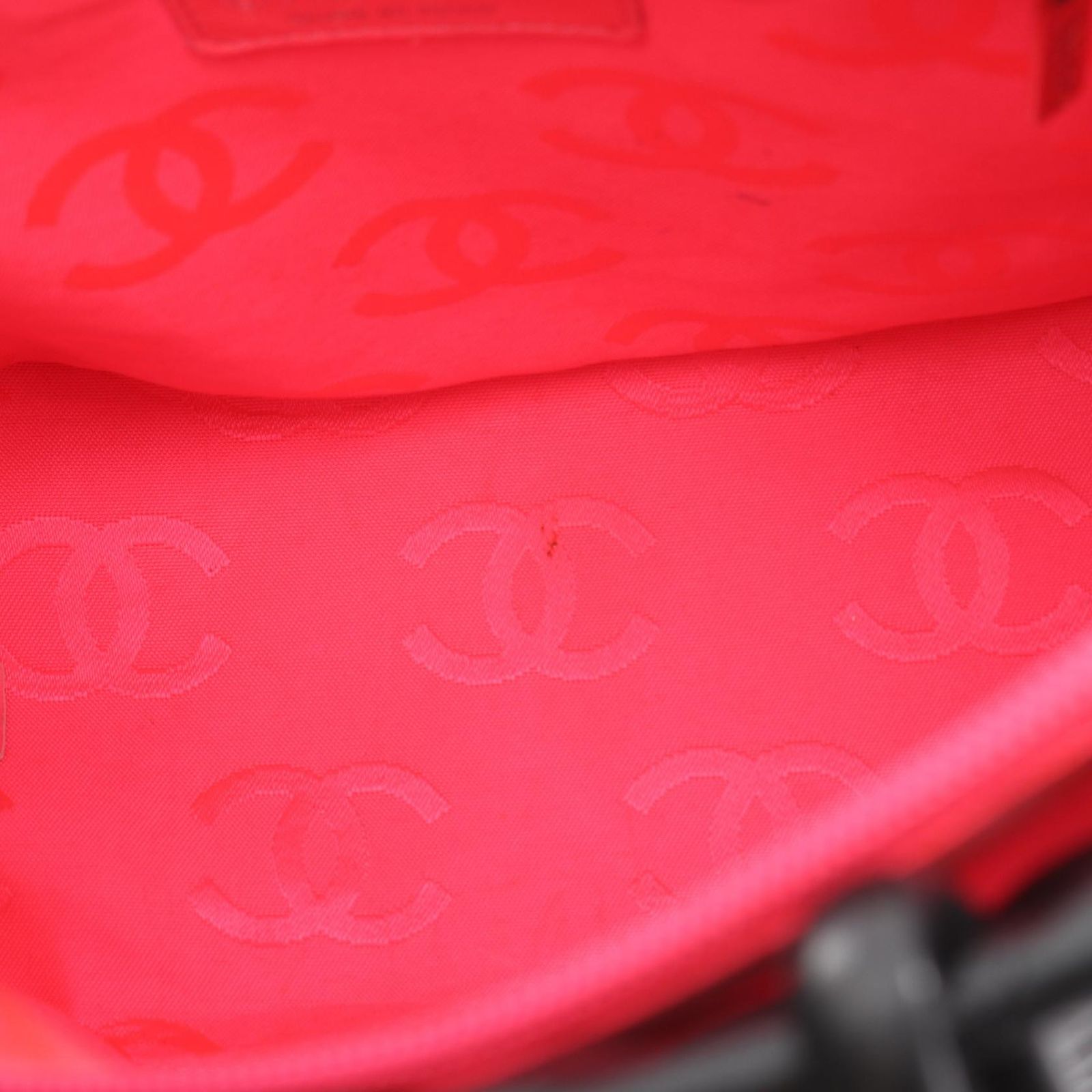 Chanel Tote Cambon Line Black Enamel Leather Patent — view 6
