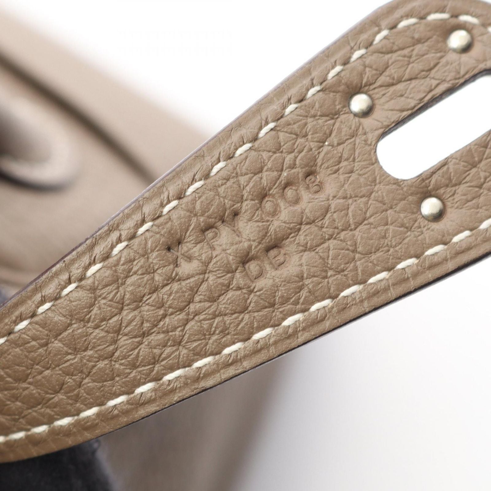 Hermes Shoulder Bag Lindy 26 Etoupe Leather — view 5