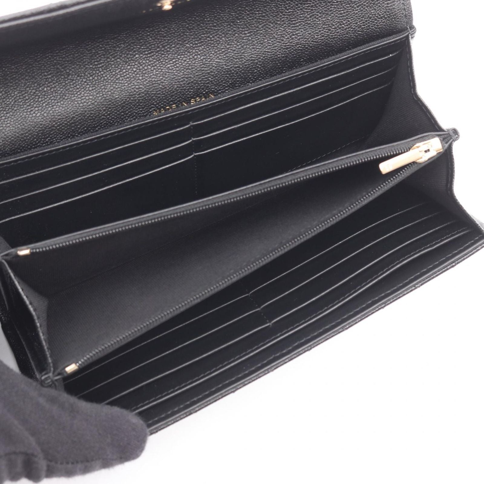 Chanel Bifold Wallet Quilted Black Caviar Leather Zip — view 3