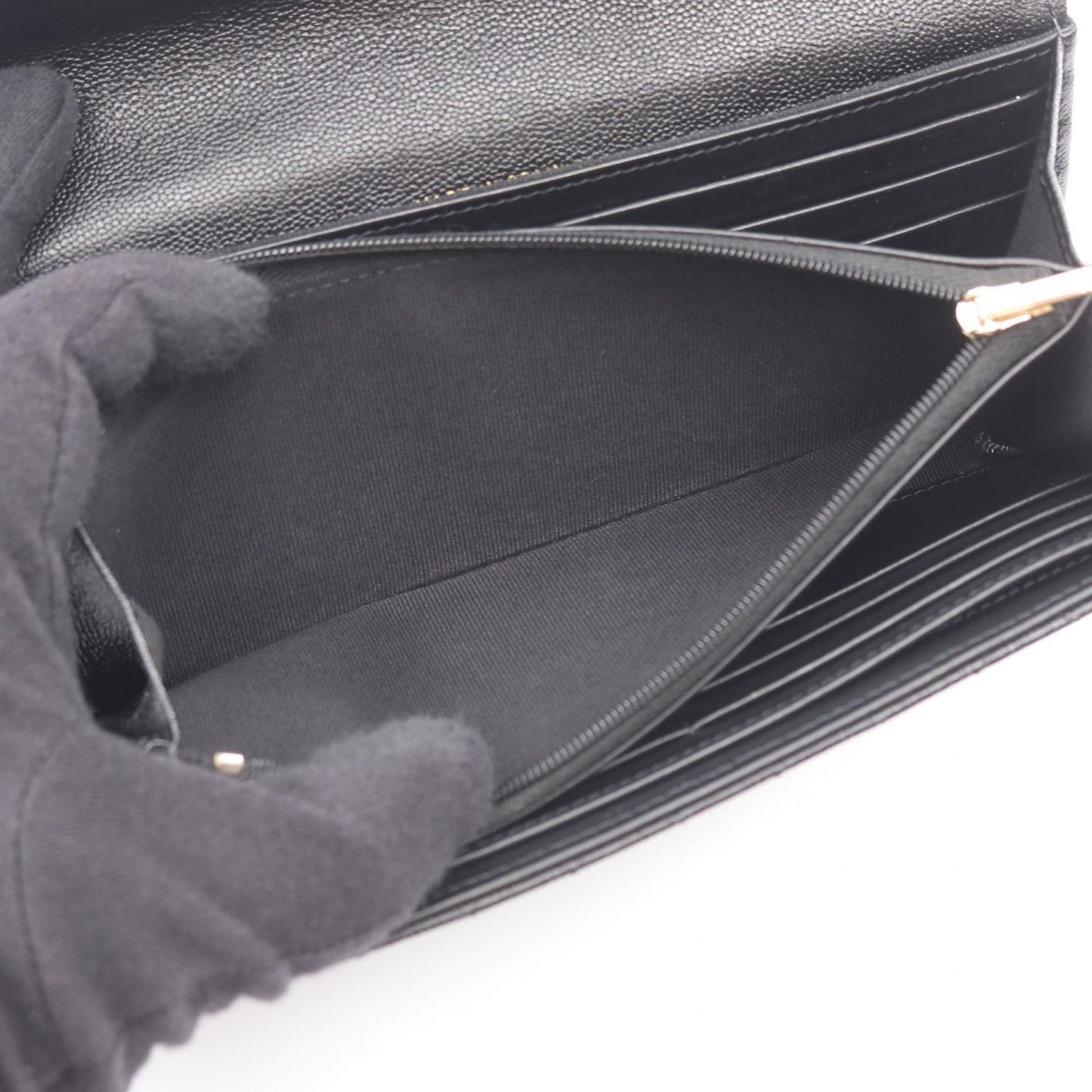 Chanel Bifold Wallet Quilted Black Caviar Leather Zip — view 4