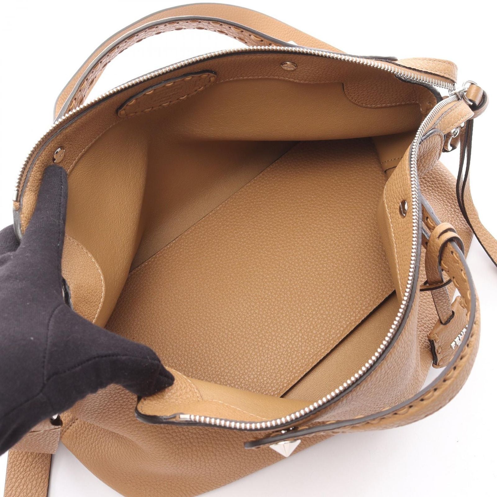 Fendi Handbag by the Way Selleria Camel Leather by the Way — view 3