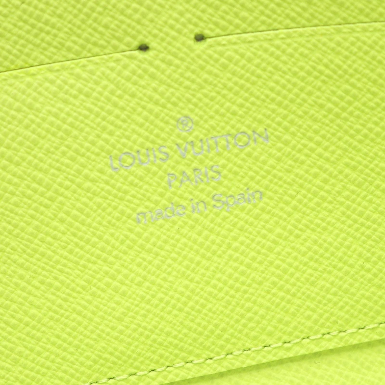 Louis Vuitton Round Wallet Zippy Noir Bistash Canvas — view 4