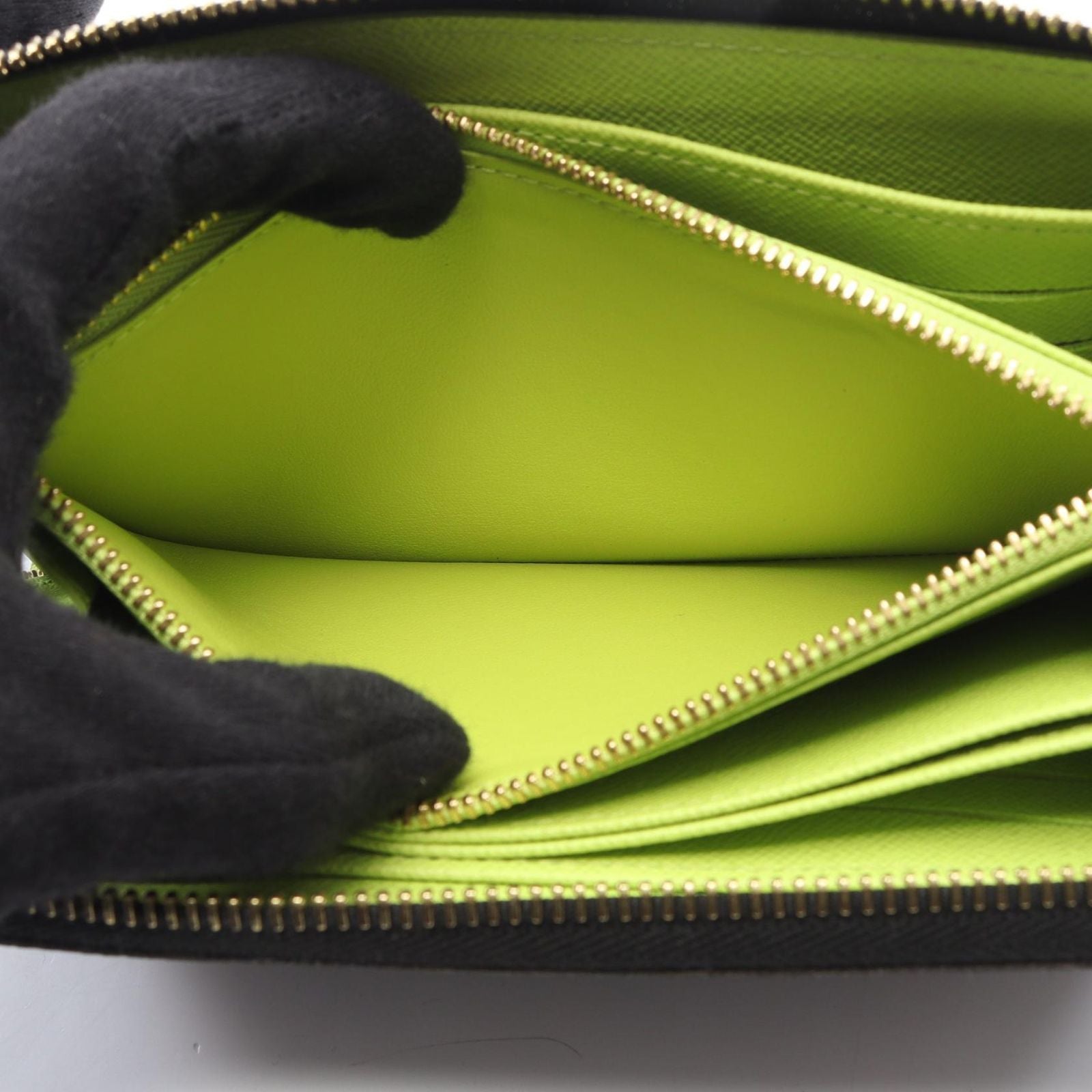 Louis Vuitton Round Wallet Zippy Noir Bistash Canvas — view 6