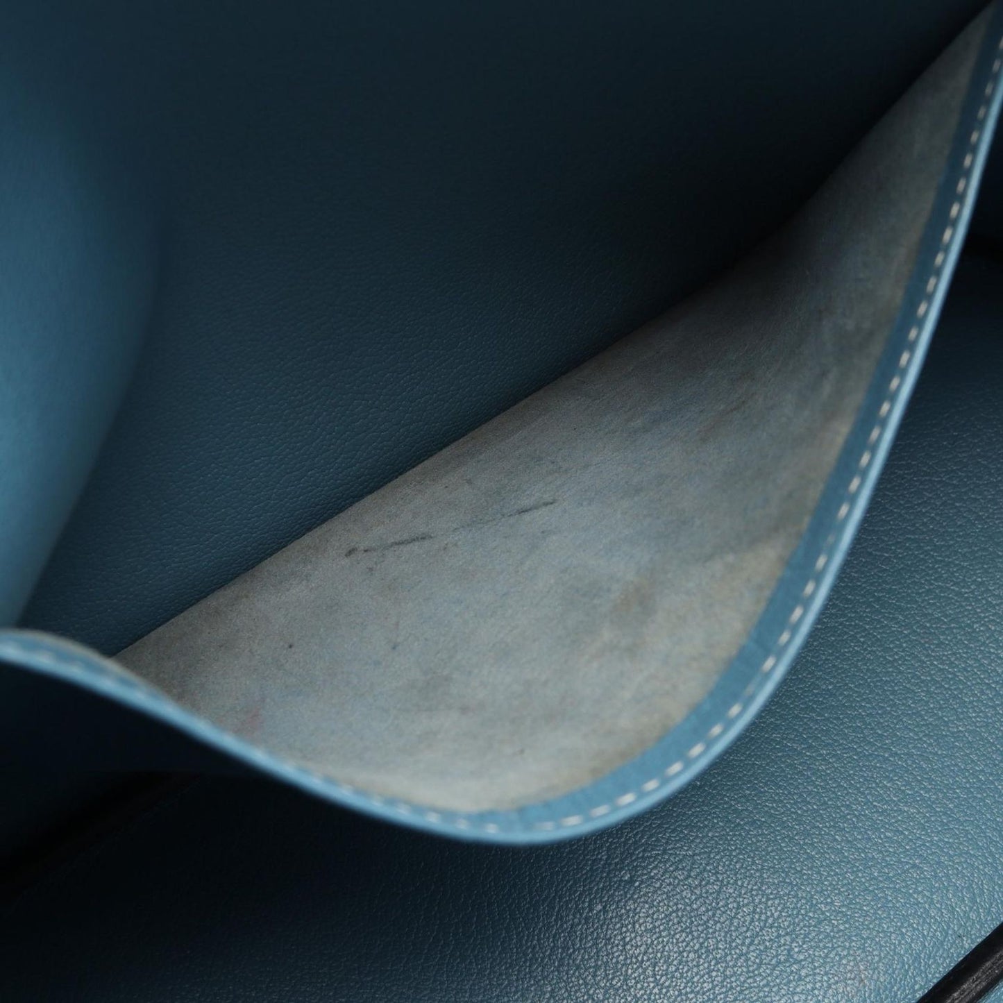 Hermes Handbag Bolide 30 Blue Leather — view 6