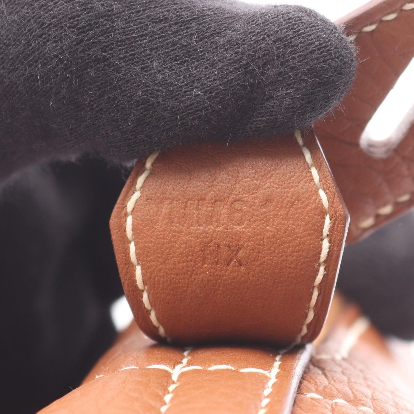 Hermes Handbag Bolide 31 Gold Leather — view 5