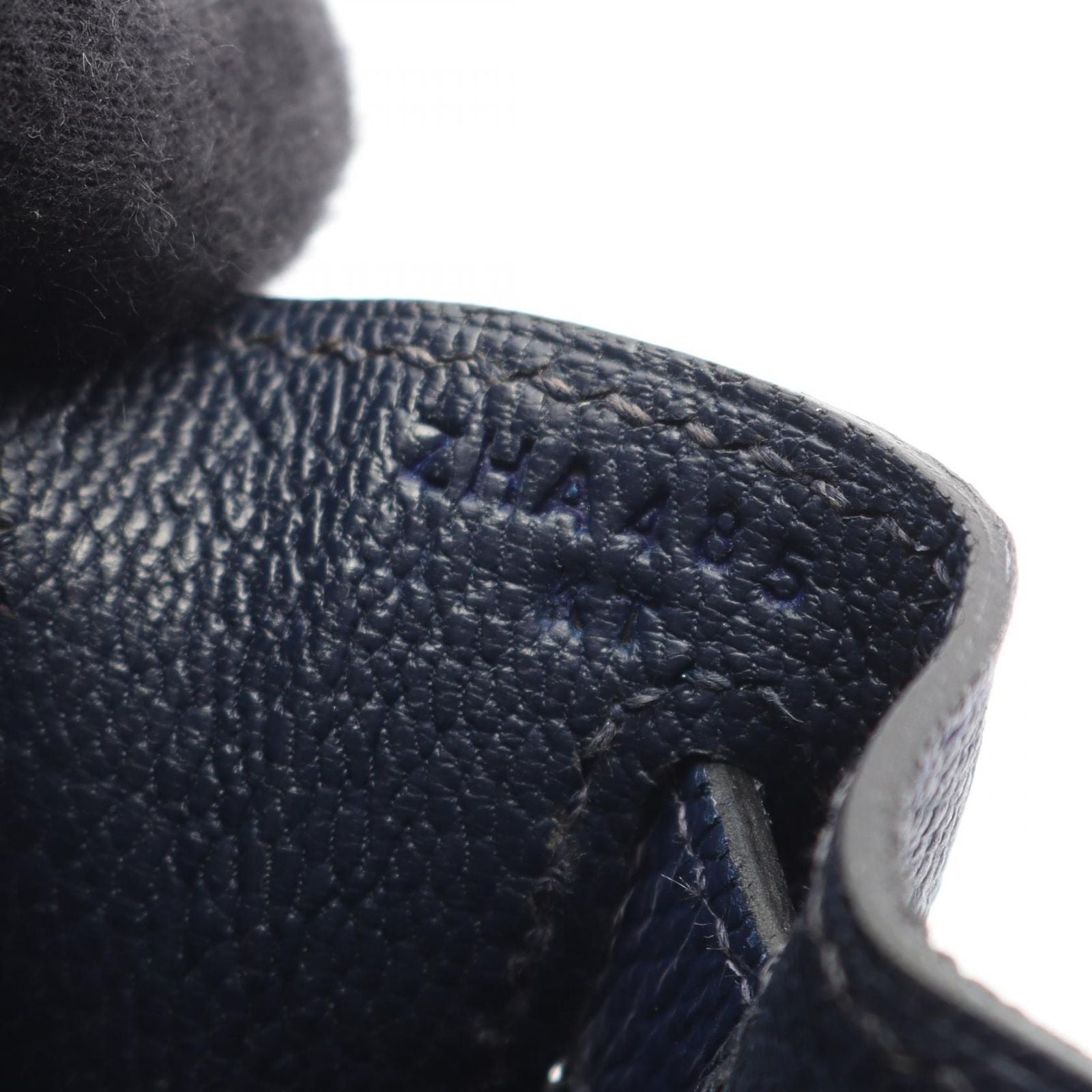 Hermes Handbag Kelly 28 Blue Leather — view 5