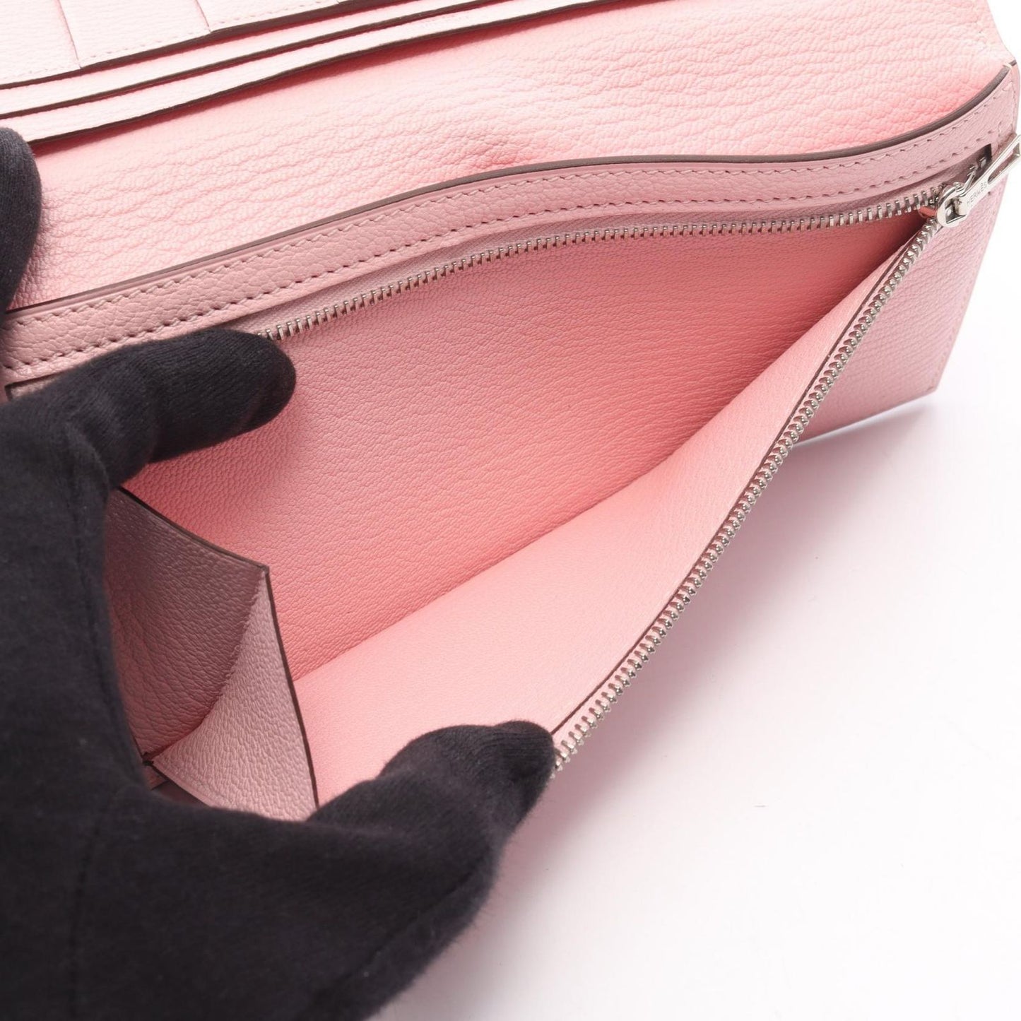 Hermes Bifold Wallet Bearn Soufflelo Zusakura Leather Zus — view 4