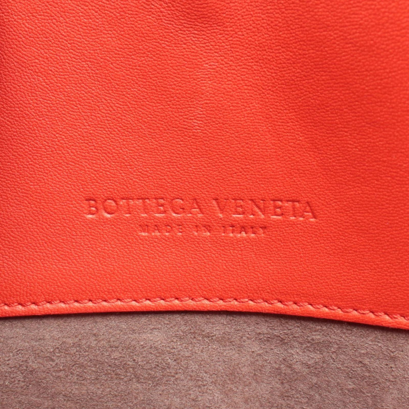 Bottega Veneta Tote Intrecha Top Red Leather Top — view 4