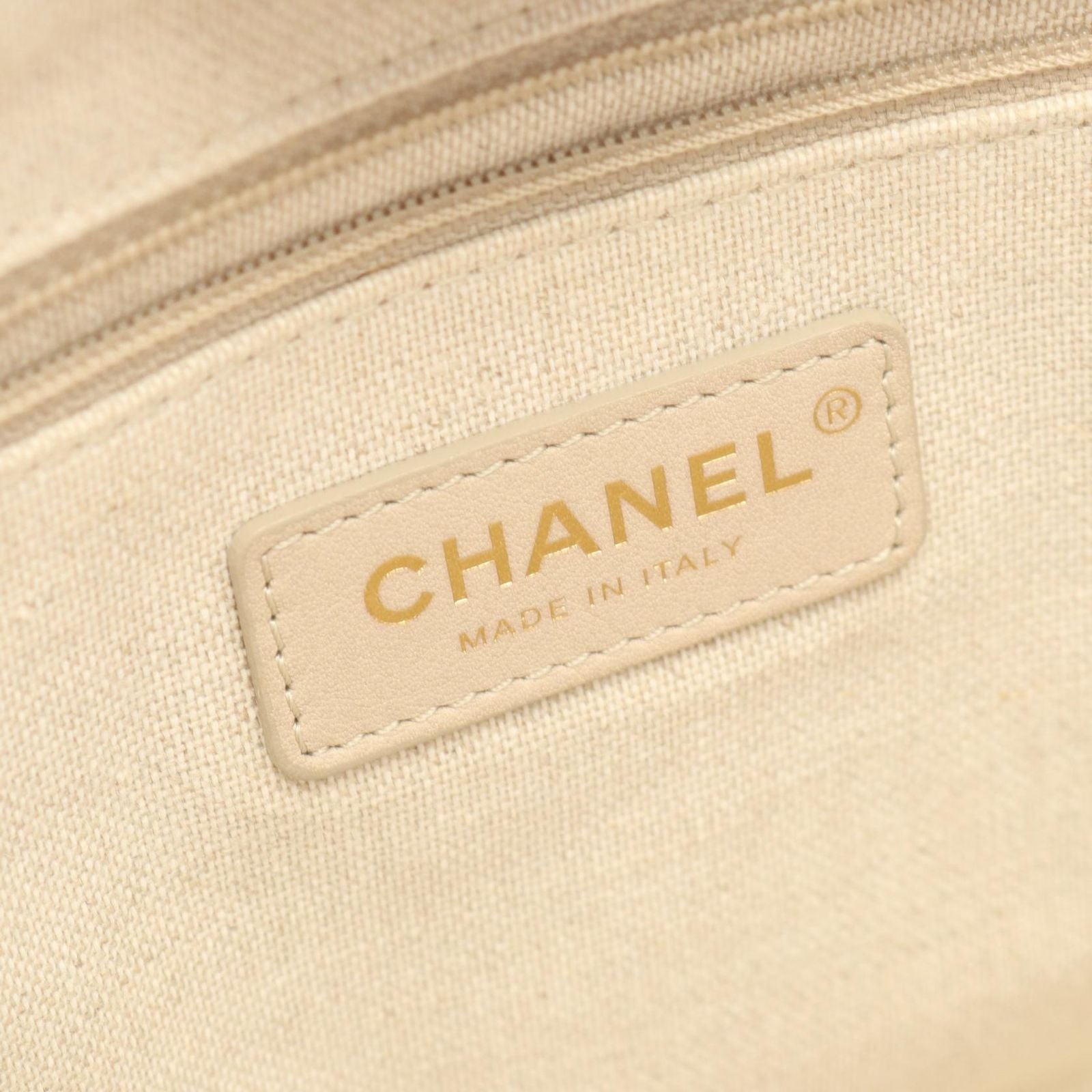 Chanel Tote Deauville Light Gray Canvas Leather Chan MM Ready — view 4