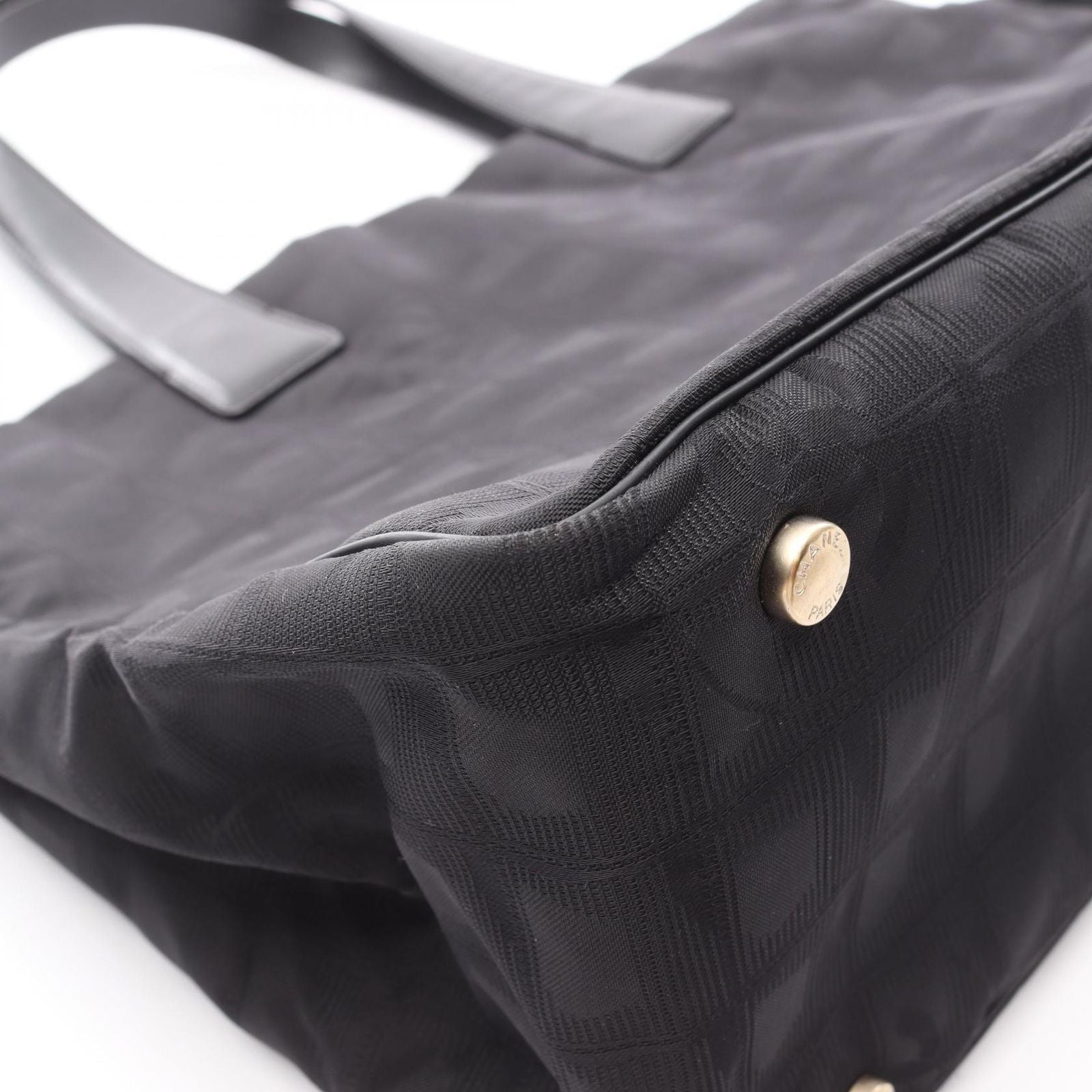 Chanel Tote New Travel Line MM Black Leather MM — view 9