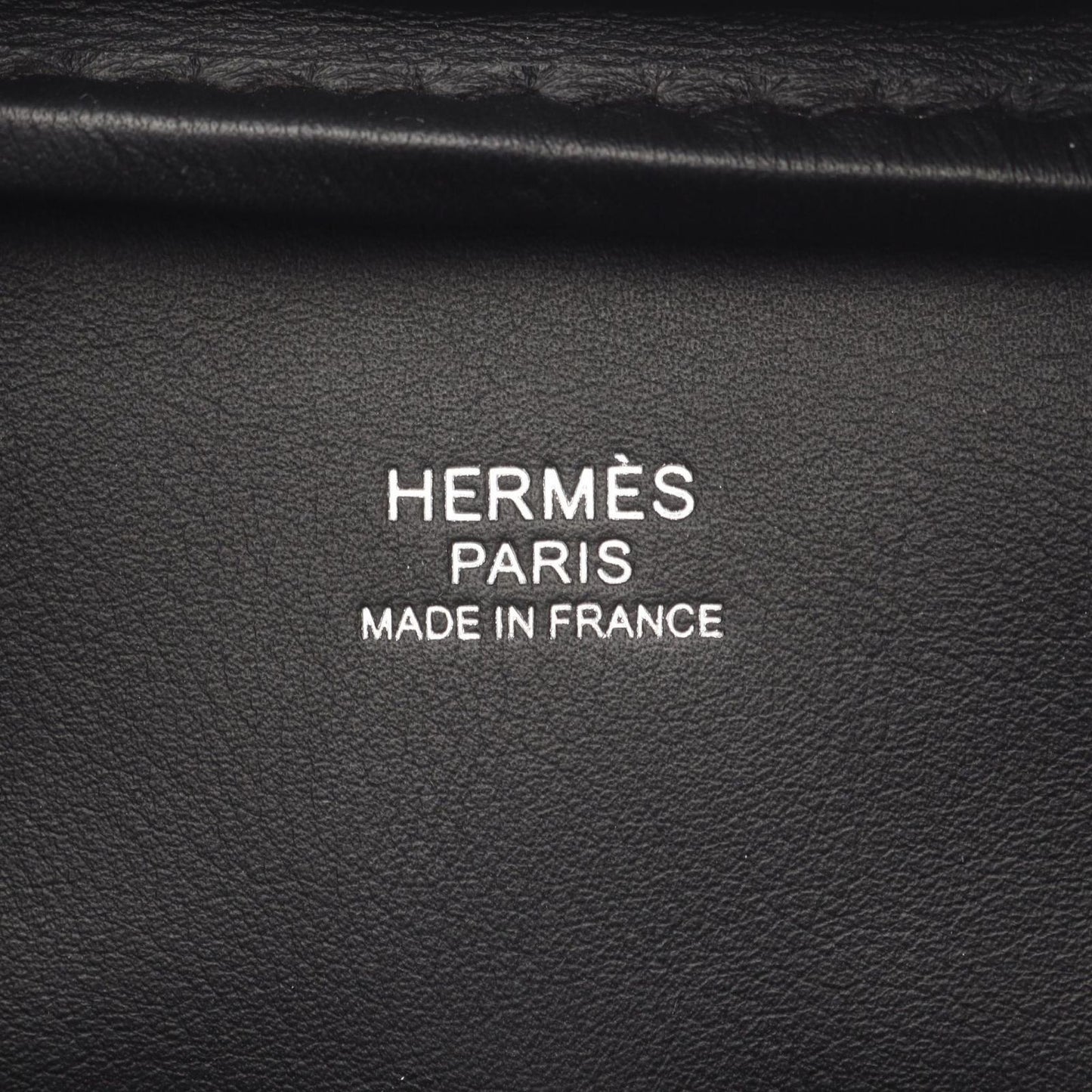 Hermes Handbag Plume 28 Black Leather Calf — view 4