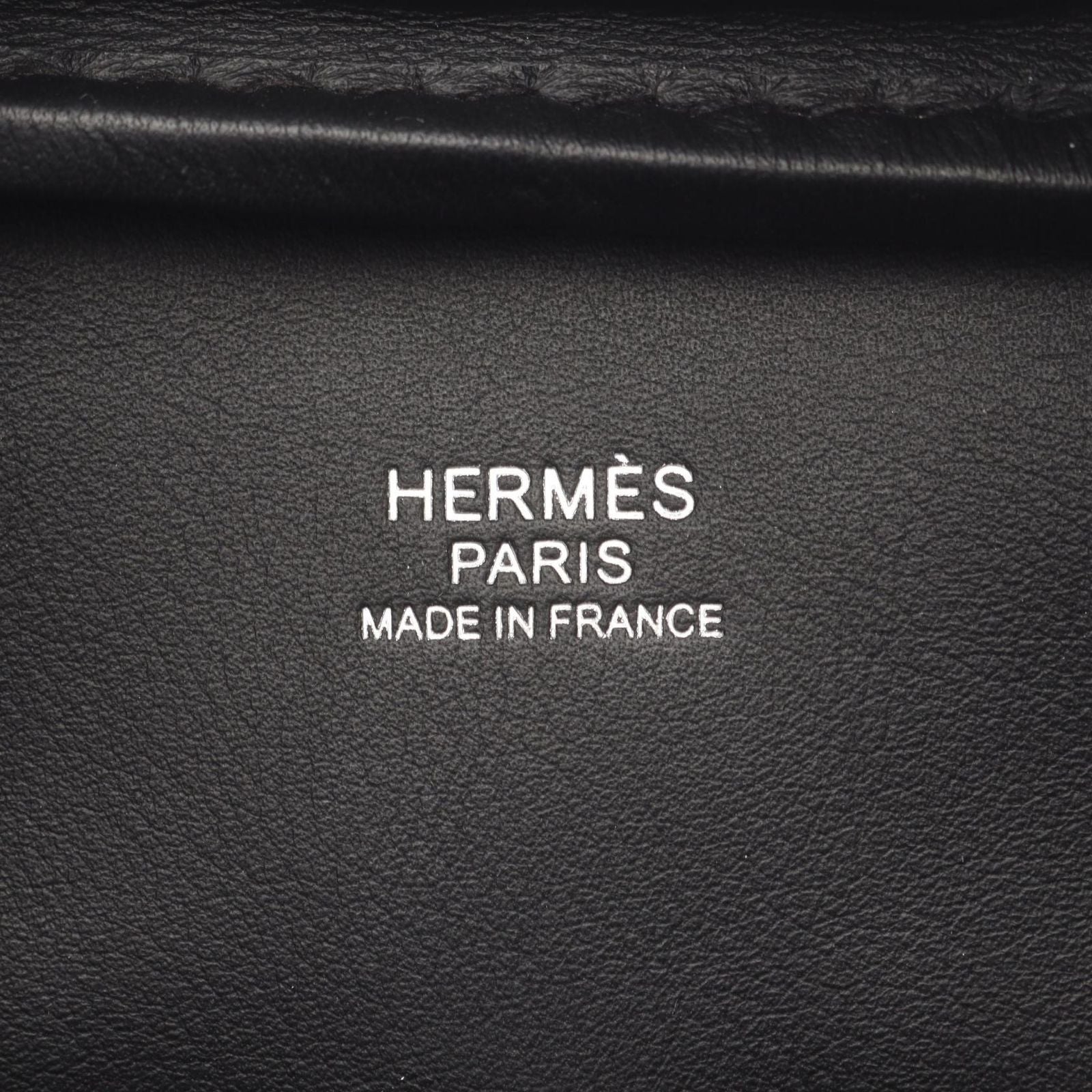 Hermes Handbag Plume 28 Black Leather Calf — view 4
