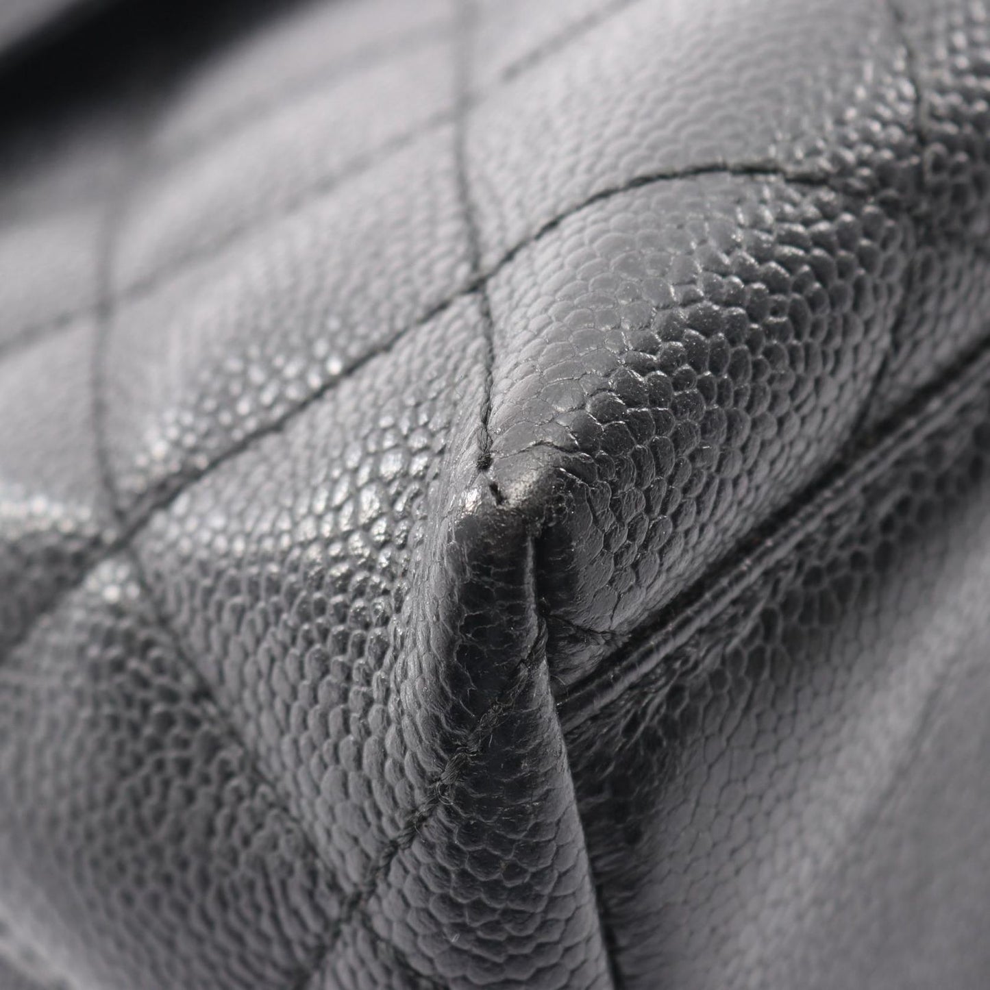 Chanel Handbag Quilted Black Leather — view 7