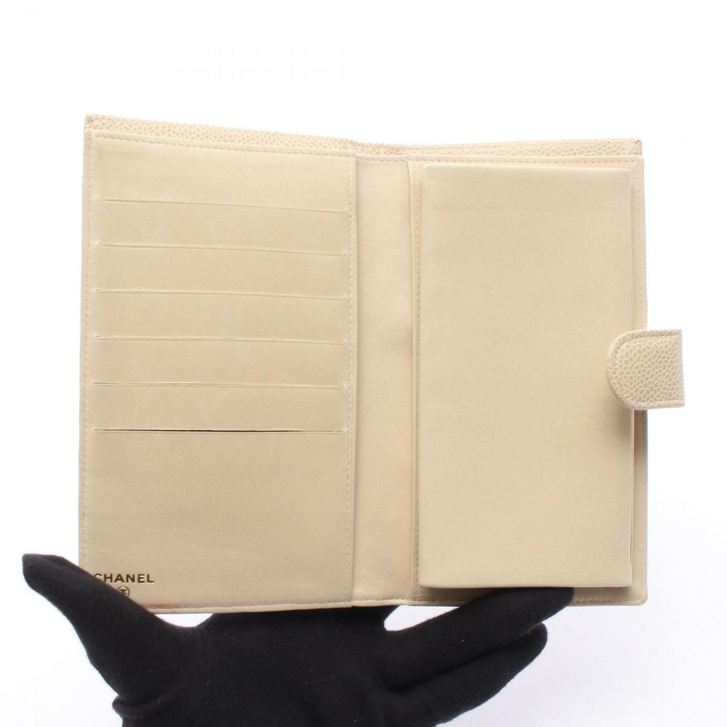 Chanel Bifold Wallet CC Logo Ivory Caviar Leather Clasp — view 3
