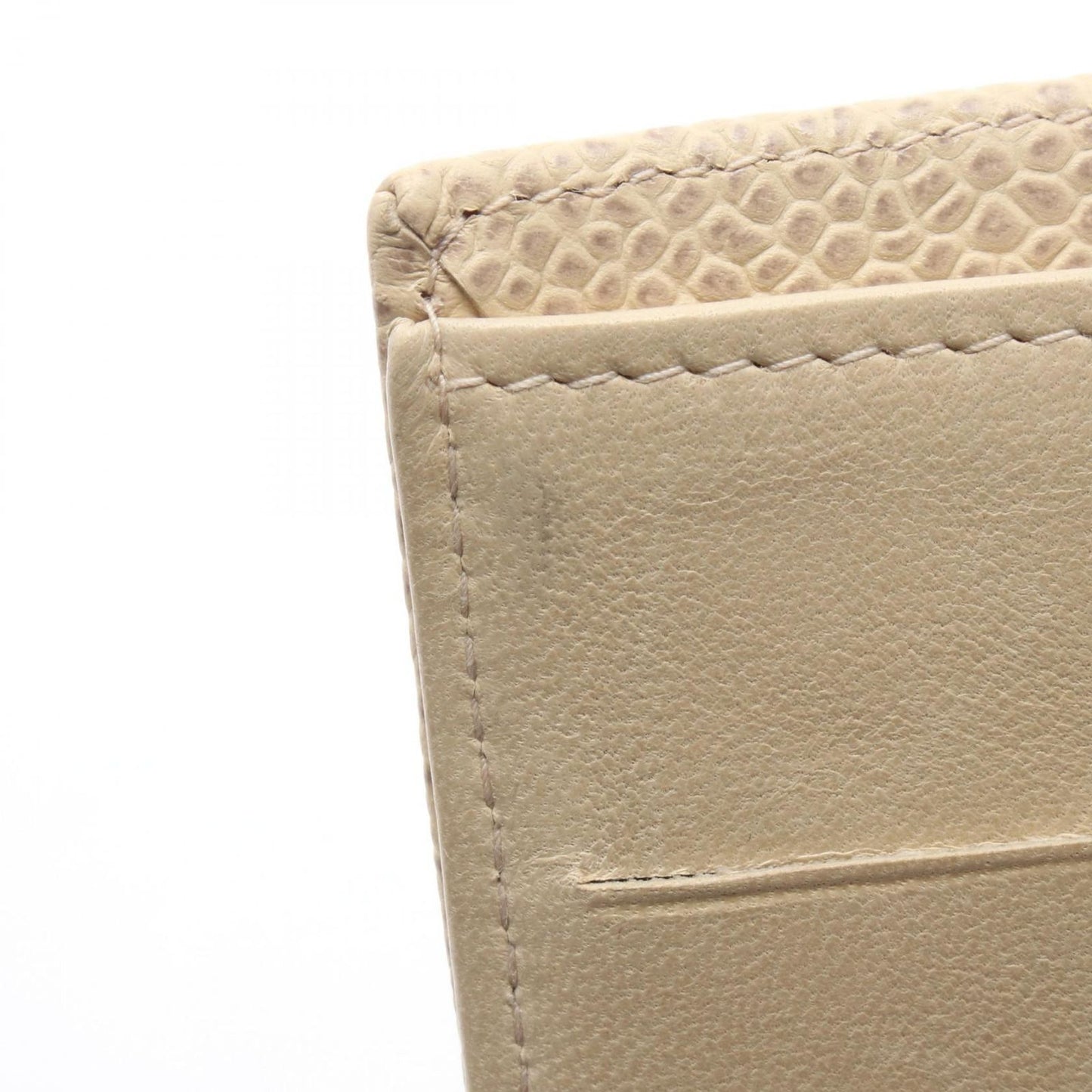 Chanel Bifold Wallet CC Logo Ivory Caviar Leather Clasp — view 7