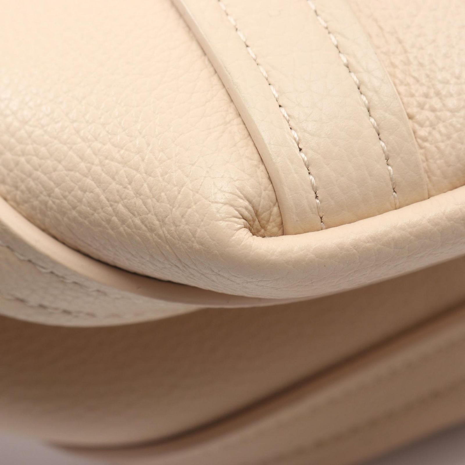 Balenciaga Handbag Everyday XS North South 2-Way Beige Leather — view 6